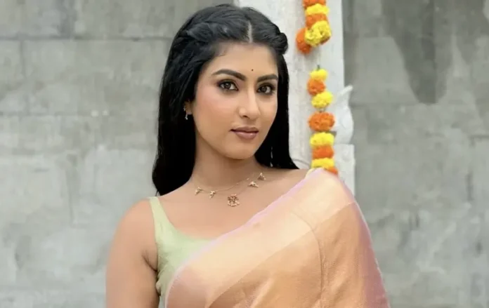 9493-divya