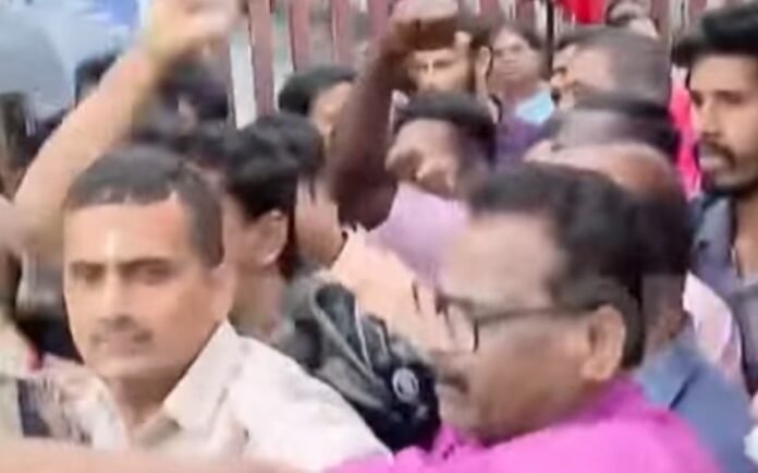 WhatsApp Image 2025-10-28 at 11.14.01 AM