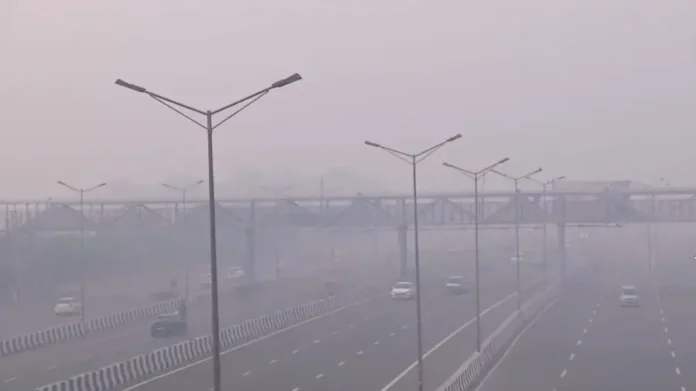 delhiairpollution1-1760522634835-02fbb3ad-b056-499f-80a7-61818bd28bf8-900x506